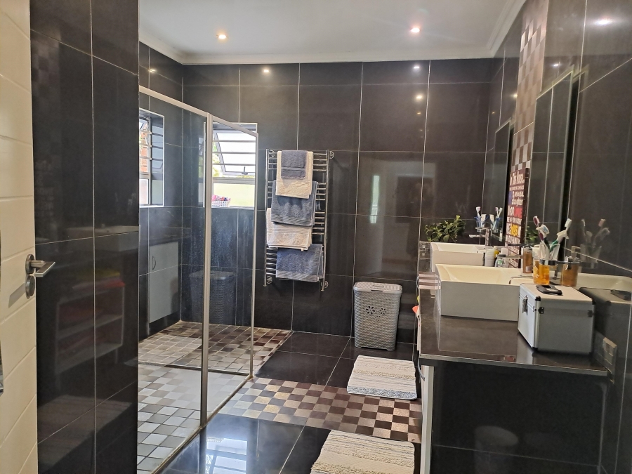 10 Bedroom Property for Sale in Dorchester Heights Eastern Cape